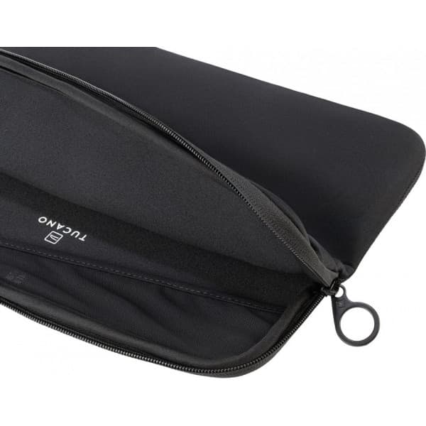 Tucano Top -suojatasku 14" Macbook Prolle, musta