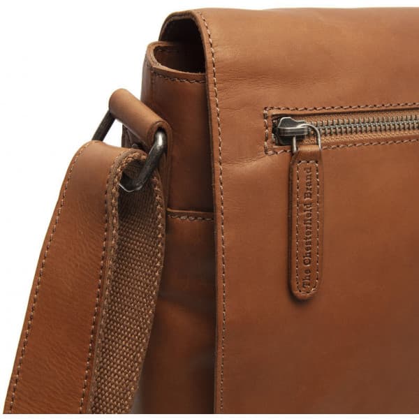 The Chesterfield Brand Toledo - axelväska för bärbar dator på 15,4 tum, konjak