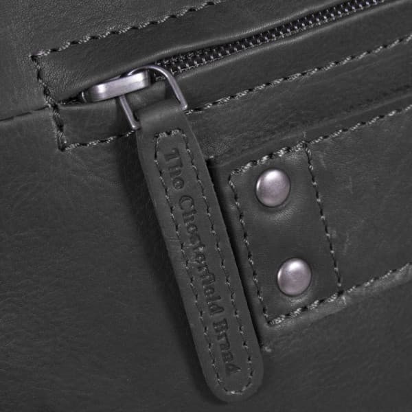 The Chesterfield Brand Ryan -datorväska för 17" bärbar dator, svart