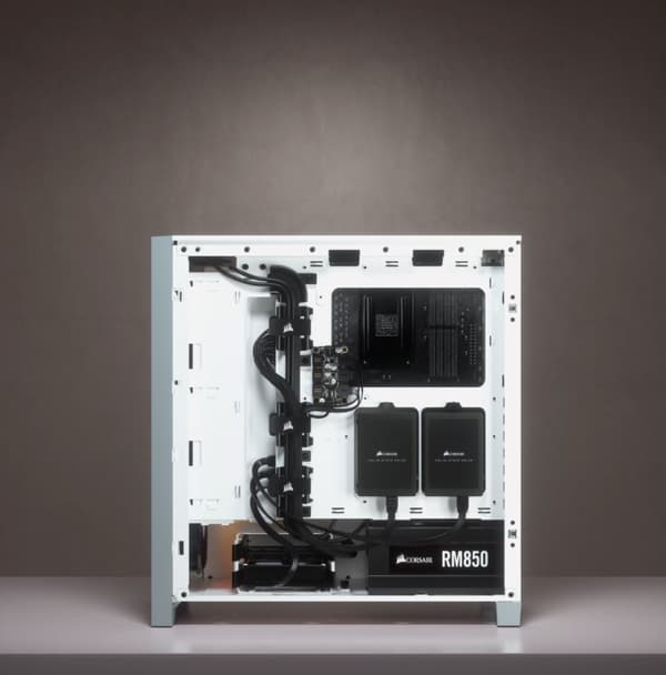 Corsair | Mid-Tower ATX-fodral i härdat glas | iCUE 4000X RGB | Sidofönster | Mid-Tower | Vit | Strömförsörjning ingår Nej | ATX