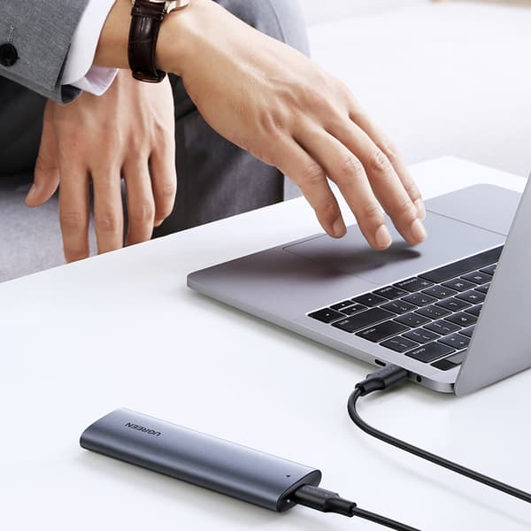 Levypaikka M.2 B-Key SATA 3.0 -kiintolevykotelo harmaa + USB Type C -kaapeli