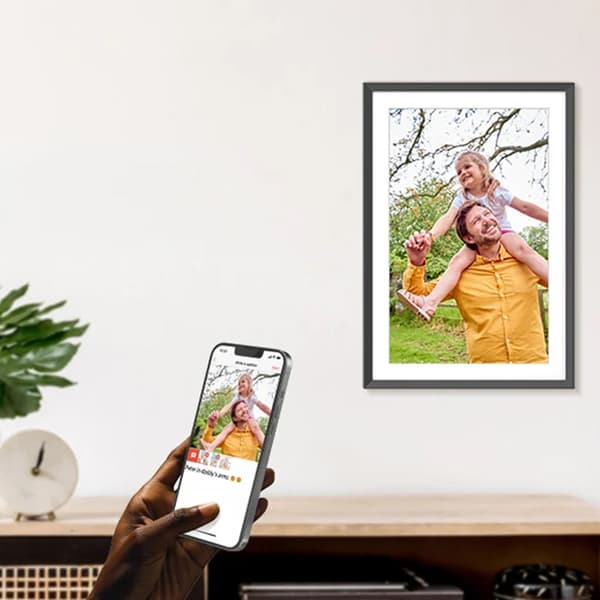 Arzopa älykäs valokuvakehys 15,6" Full HD -näytöllä ja 32 GB muistilla