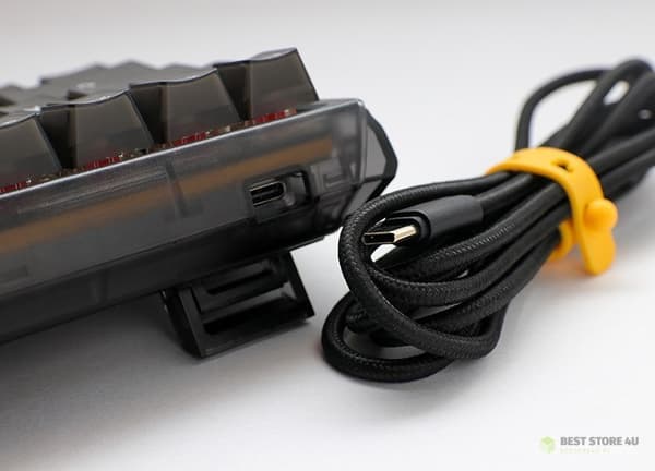 Ducky One 3 Aura Black Mini Gaming Tangentbord, RGB LED - MX-Silent-Röd
