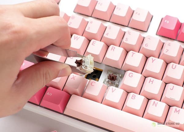 Ducky One 3 TKL Gaming USB QWERTZ -pelinäppäimistö, saksankielinen, pinkki