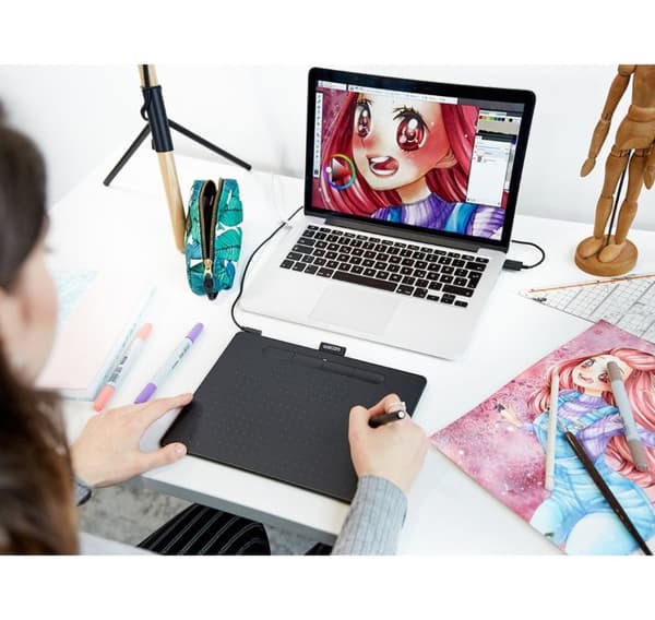 Wacom näytönohjain Intuos M Bluetooth, musta