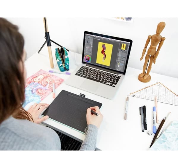 Wacom-näytönohjain Intuos M Bluetooth, pistaasinvihreä