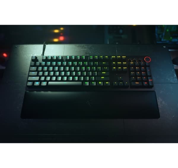 Razer-näppäimistö Huntsman V2 Red Switch NO