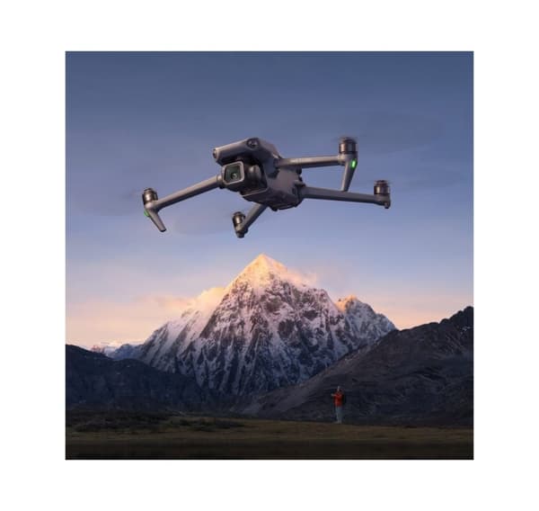 DJI Mavic 3 Classic med DJI RC fjärrkontroll