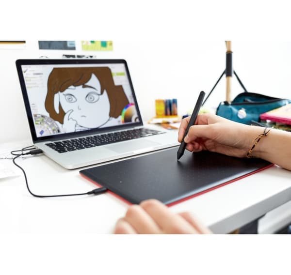 Wacom grafikknettbrett One av Wacom Medium (CTL-672-N)