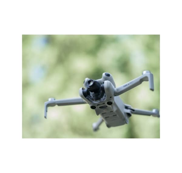DJI Mini 4 Pro DJI RC-N2 -kaukosäätimellä