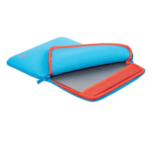 5221 svart MacBook 13-omslag, svart, RIVACASE