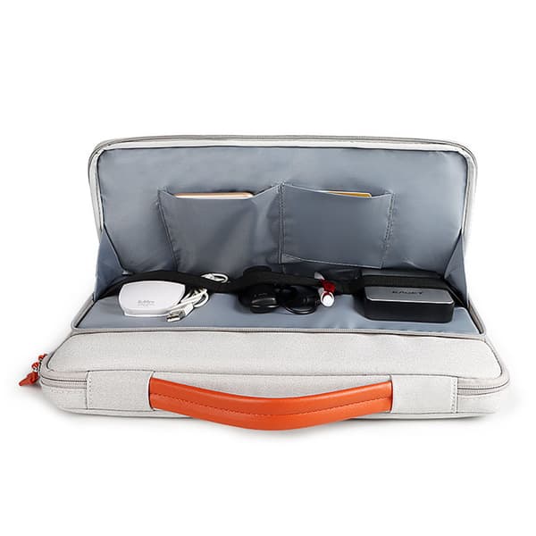 Vattentålig laptopväska i polyester, 13,3" – beige