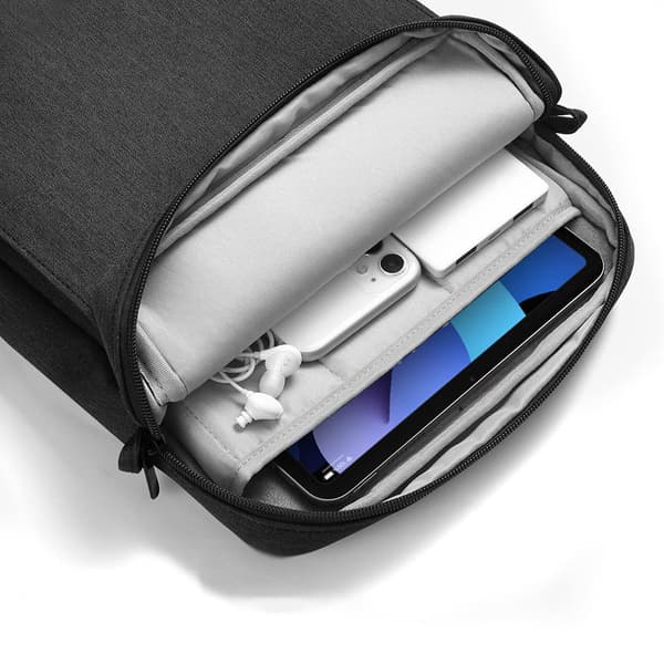 Vannbestandig iPad-etui med justerbar skulderrem 9,7-11" - Svart