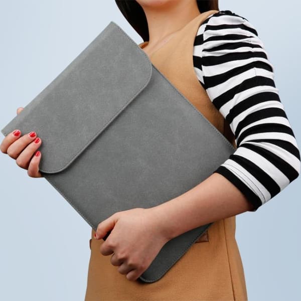 13,3" Laptopveske / Dataveske / Macbook - Lær - Velg farge