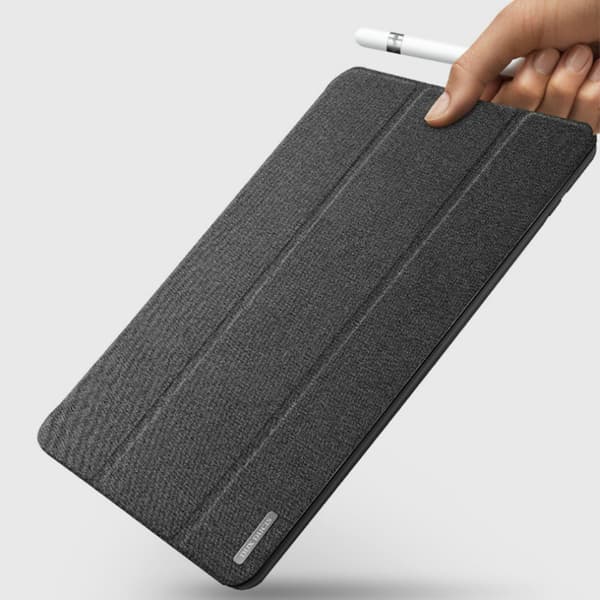 INF Monitoiminen suojakotelo iPadille iPad 9.7" 2018/2017/iPad5/6