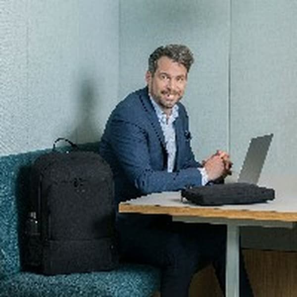 Laptopväska med hjul Dicota D30914-RPET