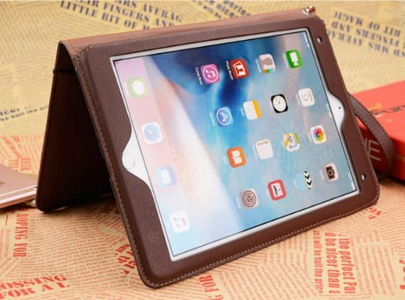 INF Premium PU-nahkakotelo iPad Pro 9.7:lle (2016) Ruskea