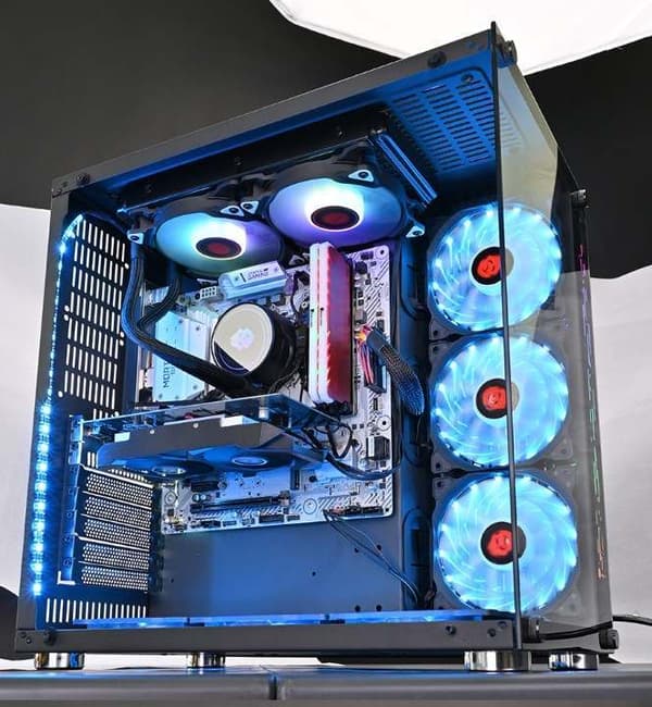 Computer Case UFO III - 4stk 120mm RGB blæsere med controller