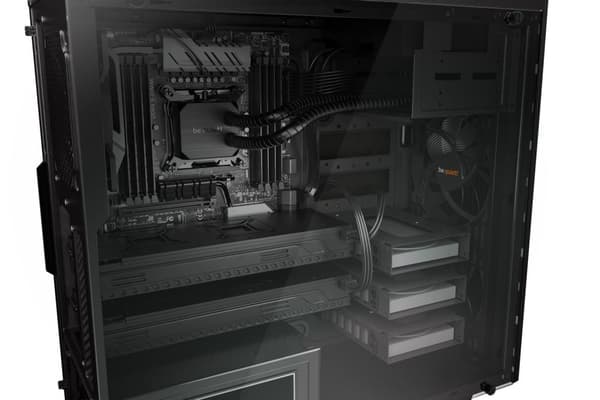 Vær stille! Pure Base 600 Vindue Midi Tower Sort