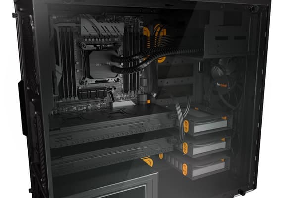 var tyst! Pure Base 600 Window Midi Tower Svart, Orange