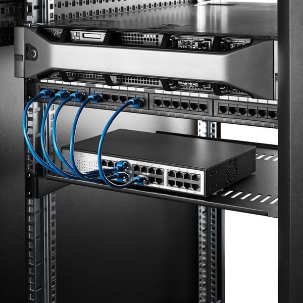 Ventileret 1U rackhylde - 16 tommer dyb - 1U ventileret rackhylde - Tilføj en robust 1U ventileret rackhylde i næsten ethvert serverrack eller -skab