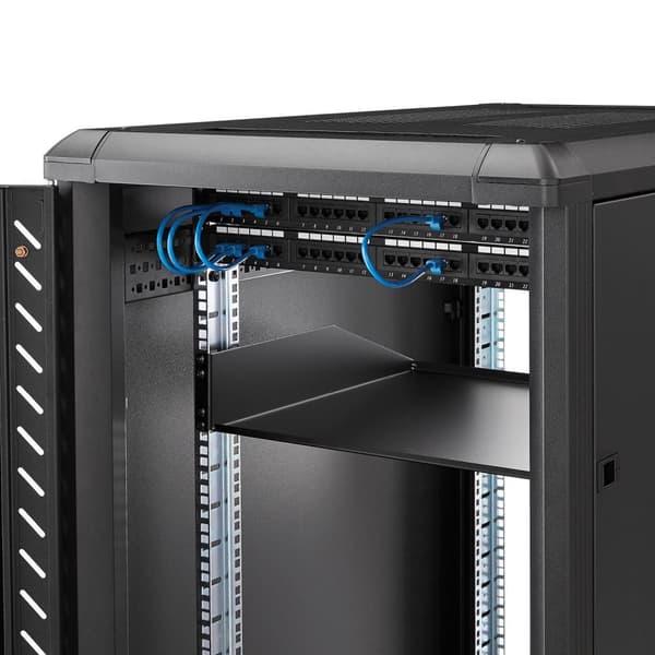 StarTech 2U fribærende hyldestativmontering - Robust serverrack med fast hylde - 56 kg