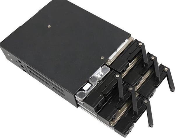 Chieftec CMR-625 drevrumspanel Sort