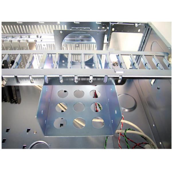 Chieftec UNC-410S-B-U3 19" 4U-rackkabinet, sort