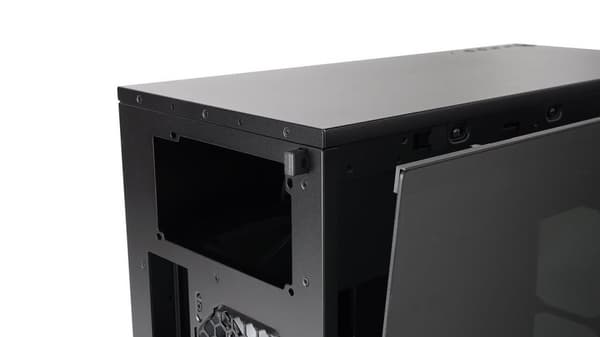 In Win N127 Midi Tower Svart