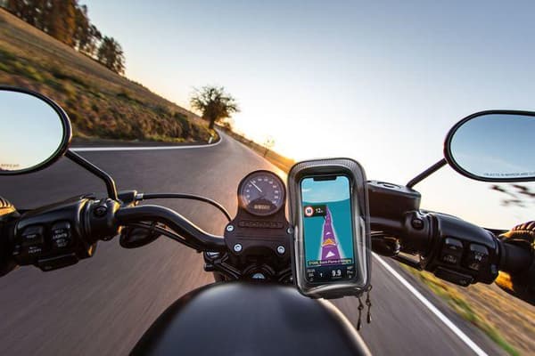 Cellularline Rider Shield -matkapuhelin/älypuhelin musta (MOTOHOLDERCASEK)