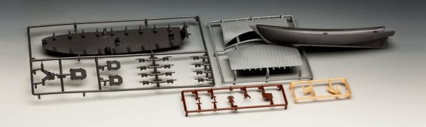 Revell 05499 Black Pearl Boat (rakennussarja) 1:150