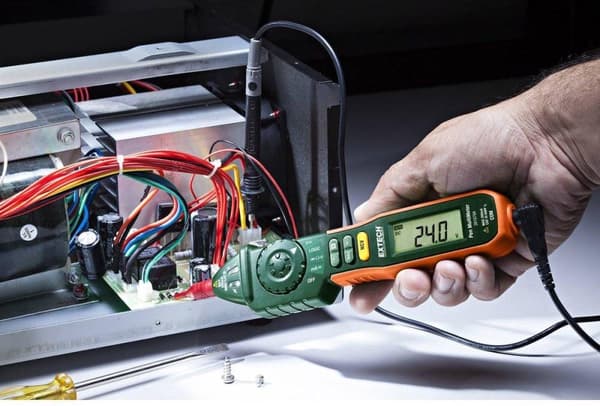 Extech 381676A Multimeter Digital Cat III 600 V näyttö (määrät): 2000