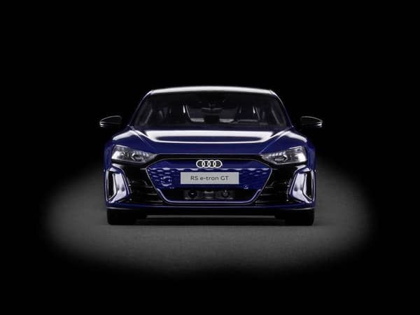 07698 letklik Audi e-tron GT bilmodelsæt 1 24 (07698)