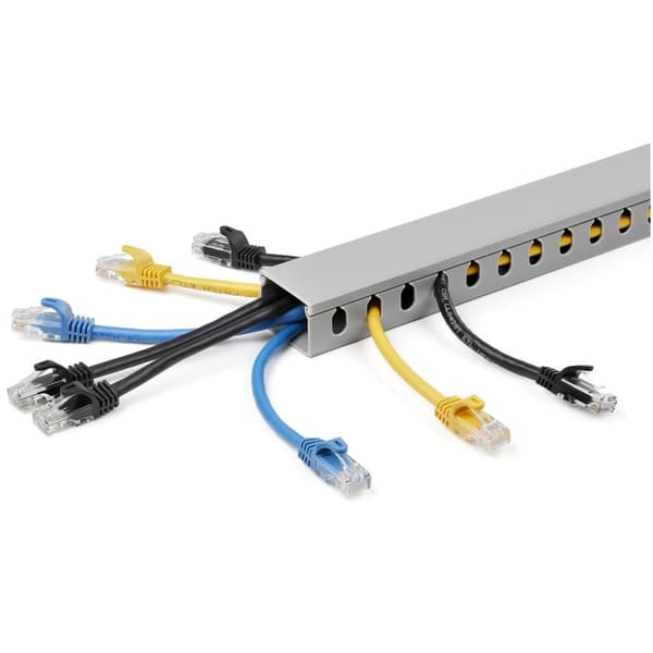 StarTech.com Open Slot Cable Management Raceway kannella, 1-1/2" (38mm)L x 2,50cm (1") (25mm)K, 6,5ft (2m) pituus, 1/4" (8mm) aukot, PVC Verkkokaapeli