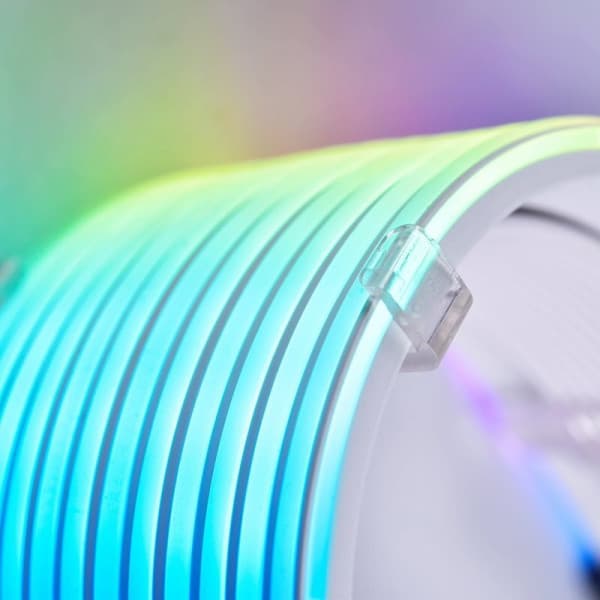 Lian Li Strimer Plus V2 12VHPWR, 12+4 pin til 12+4 pin -RGB-belyst strømkabel