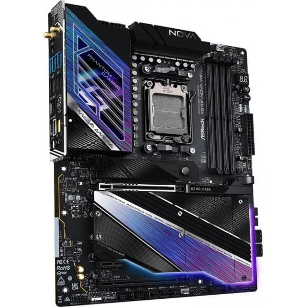 ASRock X870E Nova WIFI ATX -emolevy