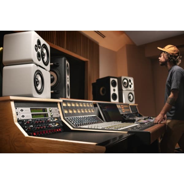 Universal Audio Apollo x16 Gen 2 ULT+ -lydinstrument Thunderbolt 3-interface
