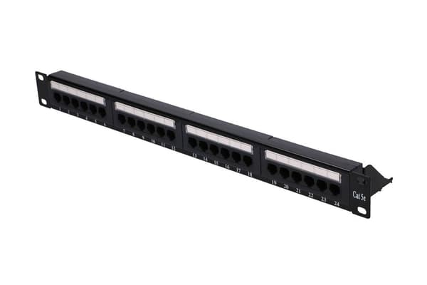Extralink CAT5E UTP V2 | Patchpanel | 24 porte