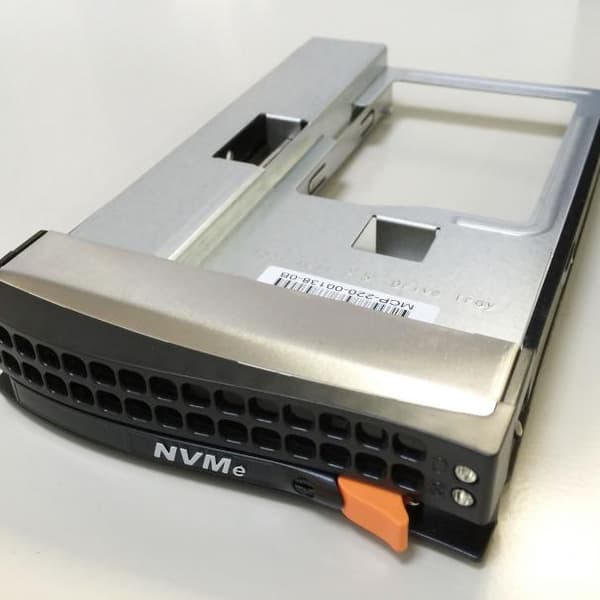 Super Micro Supermicro - Harddisk Hot Plug-bakke - 3,5" - Sort (MCP-220-00138-0B)