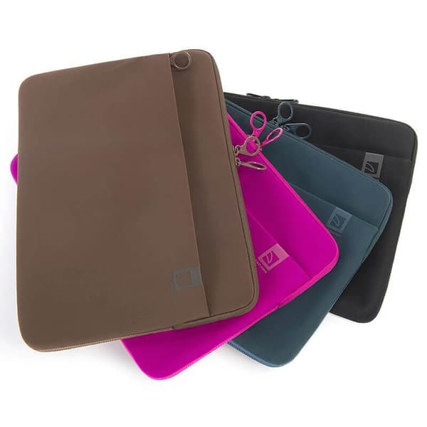 Tucano Top Second Skin - Skal för MacBook Pro 13" (M2/M1/2022-2016), MacBook Air 13" (M3/M2/2024-2018) (svart)