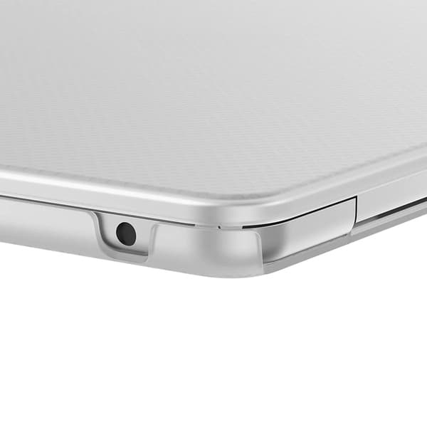 Incase Hardshell Fodral - Fodral för MacBook Air 15" M3 (2024) / M2 (2023) (Prickar/Klar)