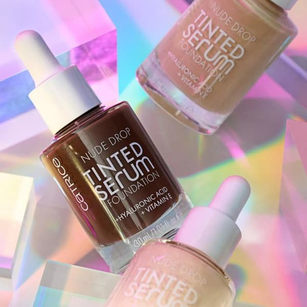 Foundation - CATRICE - Nude Drop Tinted - 020W - Beige - Återfuktande serum