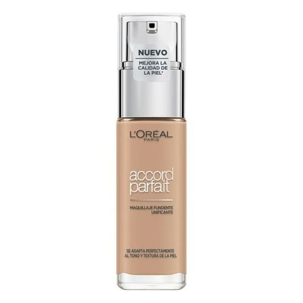 Flytende Sminke-base Accord Parfait L'Oreal Make Up (30 ml) (30 ml) - 4,5N-true beige 30 ml