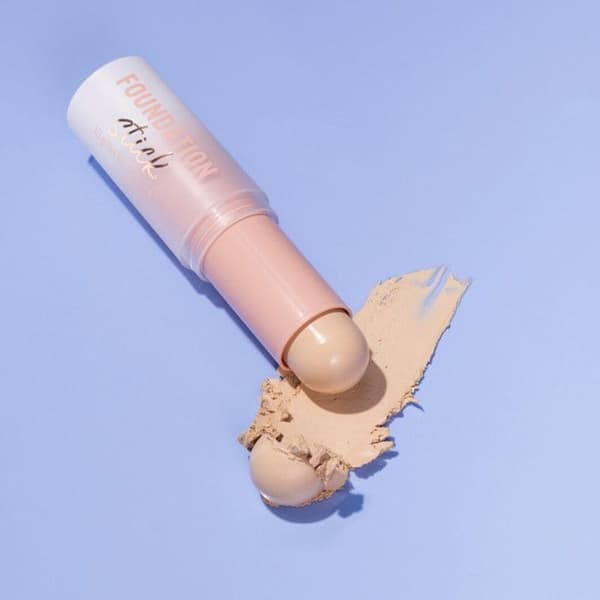 Essence - Foundation Stick - 50 -