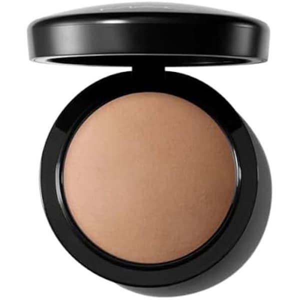 Puder - MAC - Mac Ccpria - 10 ml - För alla hudtyper - Färg NC42
