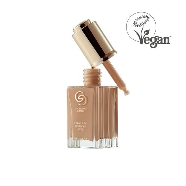 Oriflame Giordani Gold Eternal Glow Foundation SPF 25 - Beige Varm 30 ml