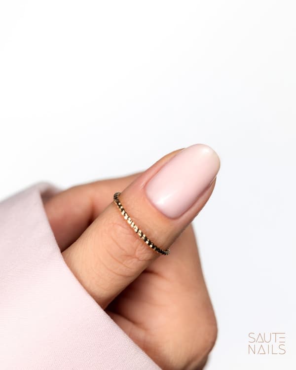 SAUTE NAILS Hybridbas för naglar Lyxig LJUSROSA BAS - 8ml