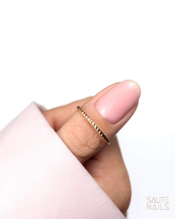 SAUTE NAILS Hybrid base til negle Luksus NUDE BASE - 8ml
