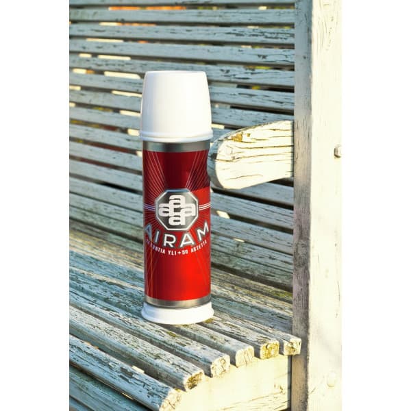Airam termoflaske 0,7 liter, rød