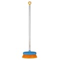 Miniatyrbild 1 av 2: Roadmenders kvast - FISKARS - Myfirstfiskars™ - Aluminiumskaft - Fina mjuka plastborst